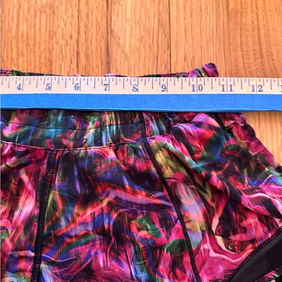 LULULEMON HOTTY HOT LR SHORT *LINED Hyper Flow Pink Multi SIZE-4 (z) - Picture 12 of 14